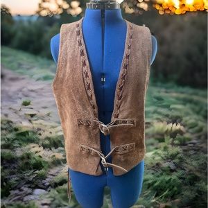 Vintage leather vest!